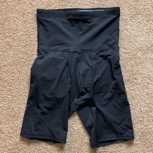 Men’s black padded Bicycle pants, tag shows 3XL but see measurements